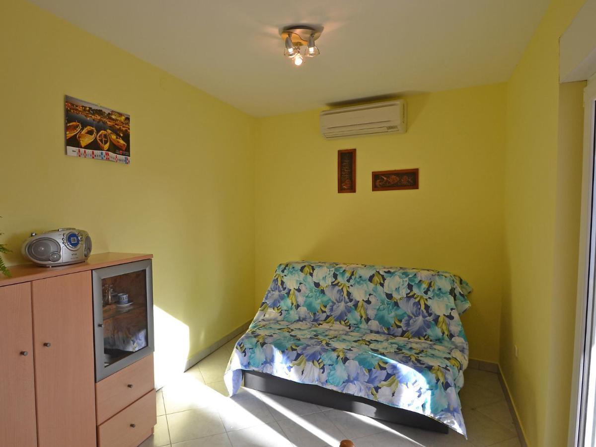 Apartment Lidija By Interhome Vir Exterior foto
